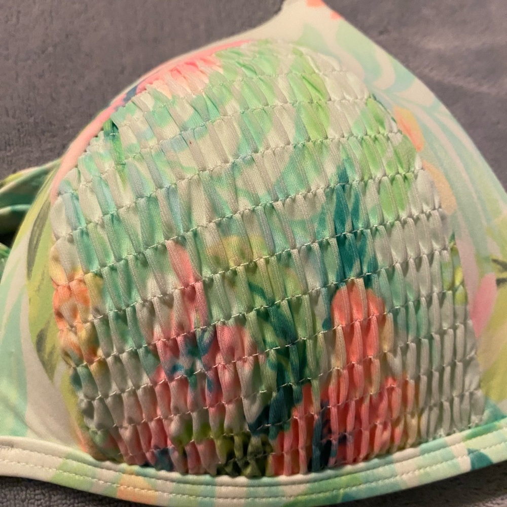 NWOT Victoria’s Secret PINK Tropical Molded Cup Bikini Top Size Small-DD - Picture 9 of 9